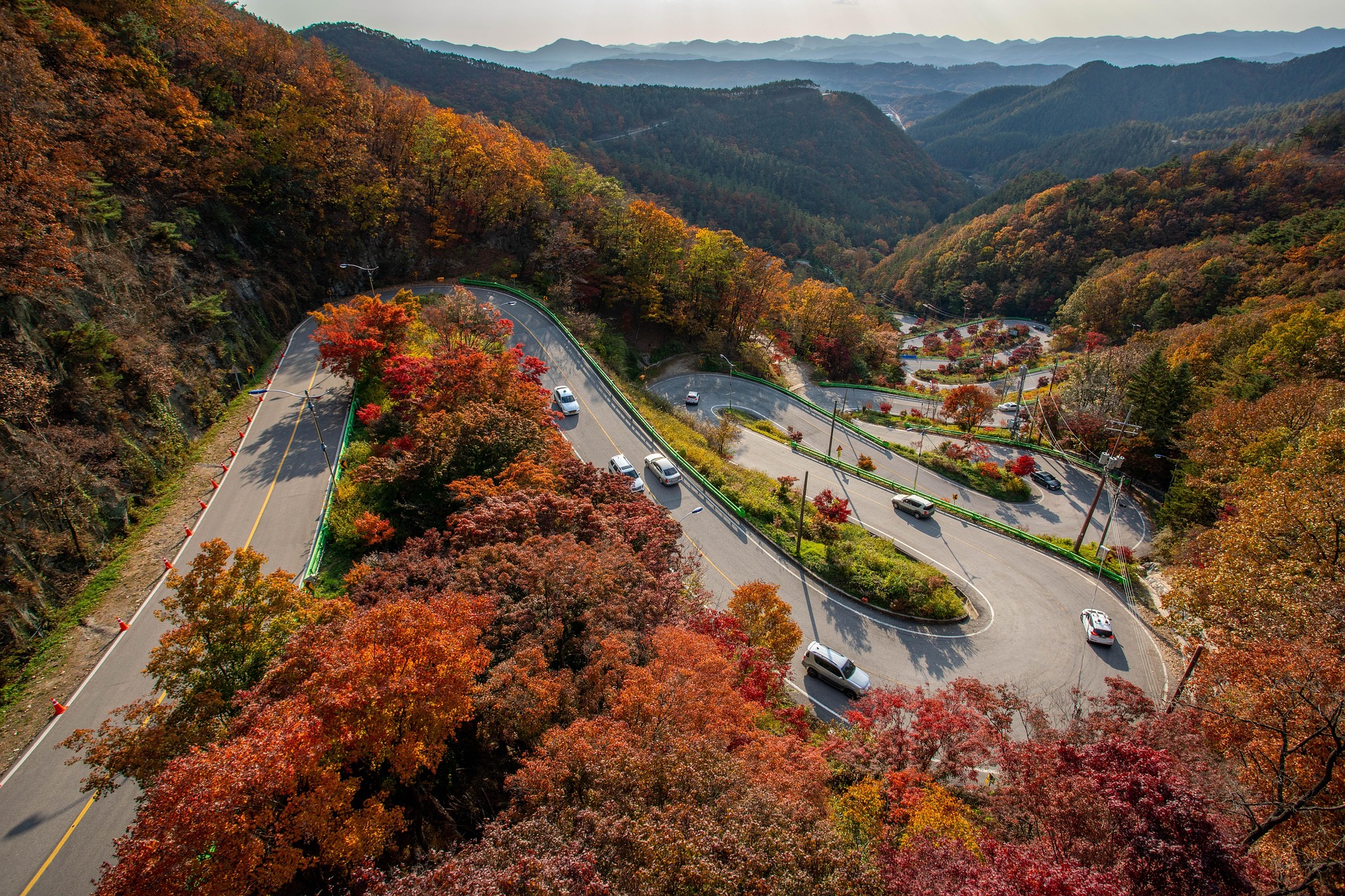 A scenic road representing a custom vacation